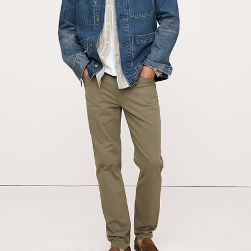 Banana Republic Men's Slim Traveler Pant